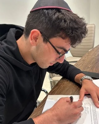 Sammy Chabbott, notary public, at work